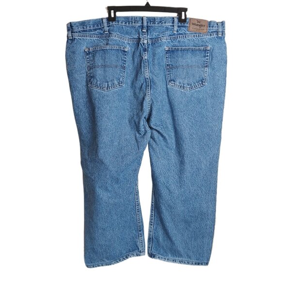 Wrangler Authentics Straight Jeans Mens 50x30 (50x23) Medium Wash 100% Cotton - Picture 3 of 4